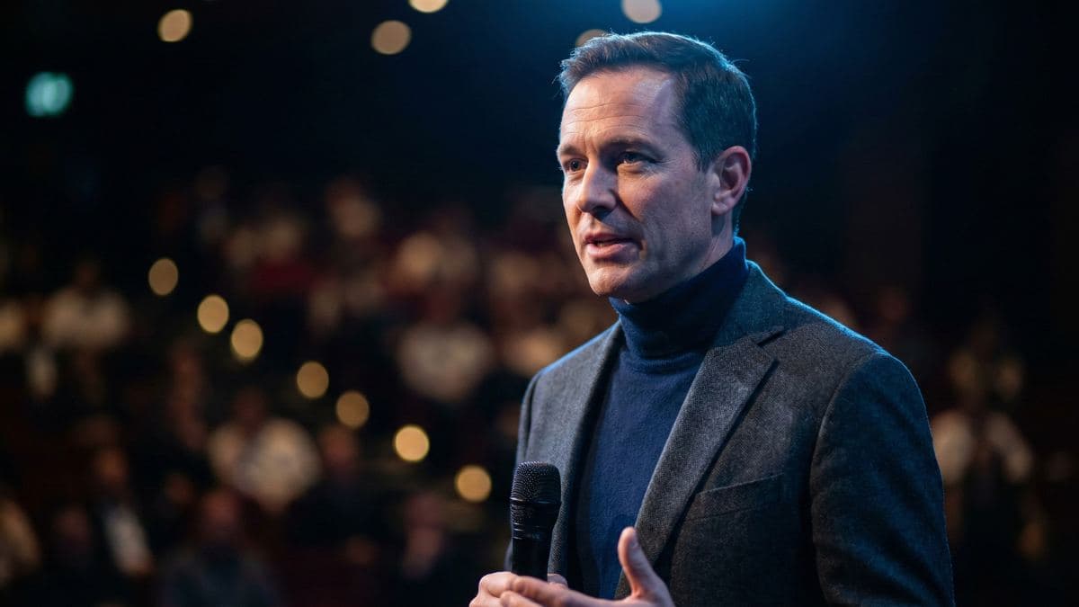 Expected visual output for Cinematic Keynote Speaker Portrait